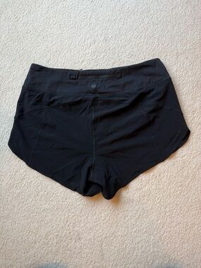 ATHLETA Run With It 3” Short • Black  • Size Medium